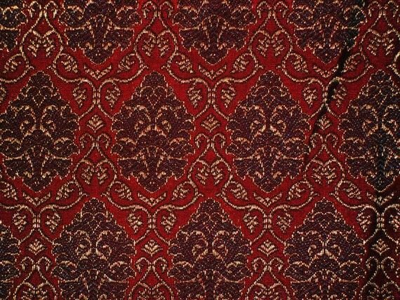 Узорчатая парча