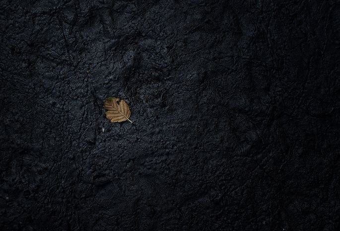 Черный фон на рабочий стол