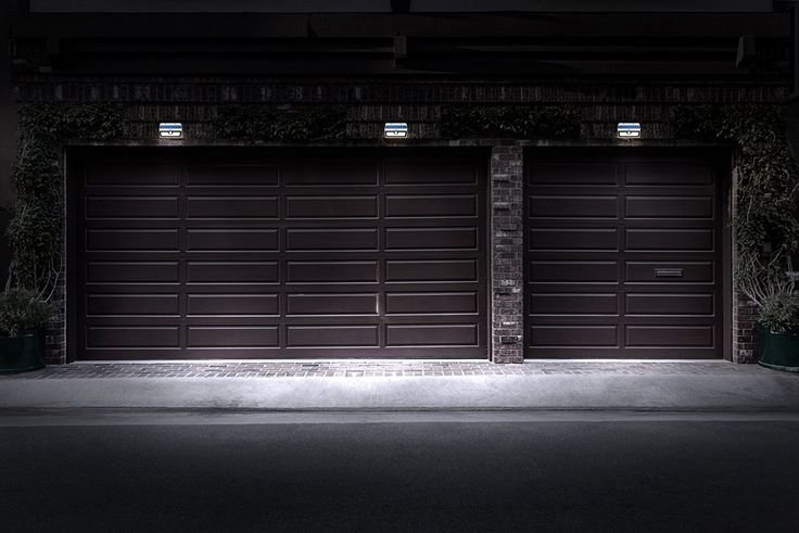 Пустой гараж