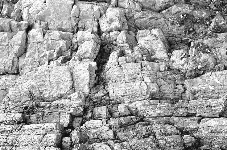 Каменная скала