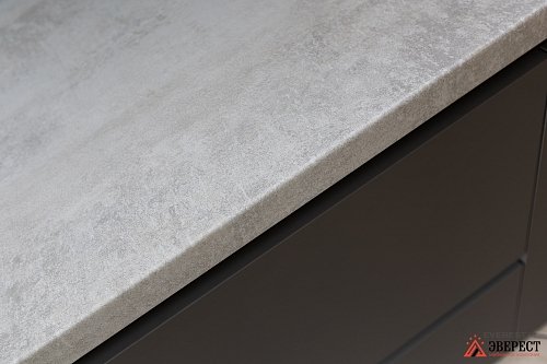 Столешница Хромикс белый Egger