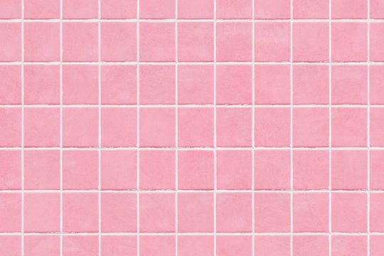 Розовая плитка