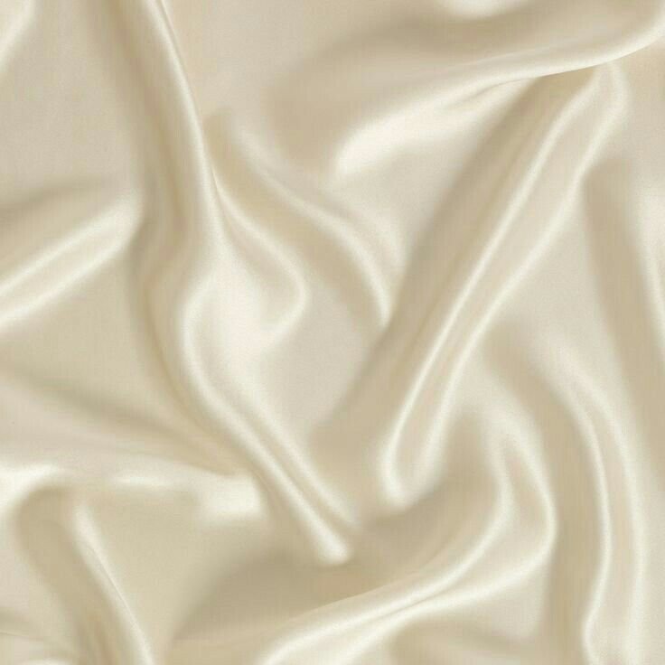 Бежевый шелк