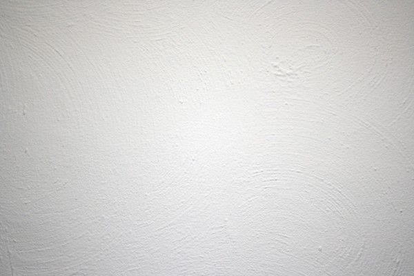 Белая штукатурка для стен