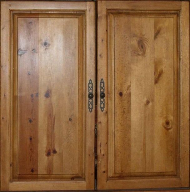 Фактура деревянного шкафа