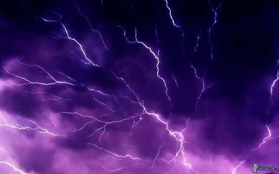 Фиолетовая молния