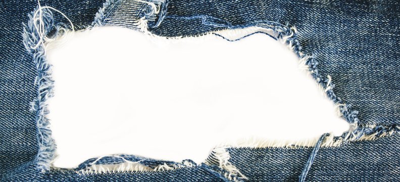 Рваная джинсовая ткань