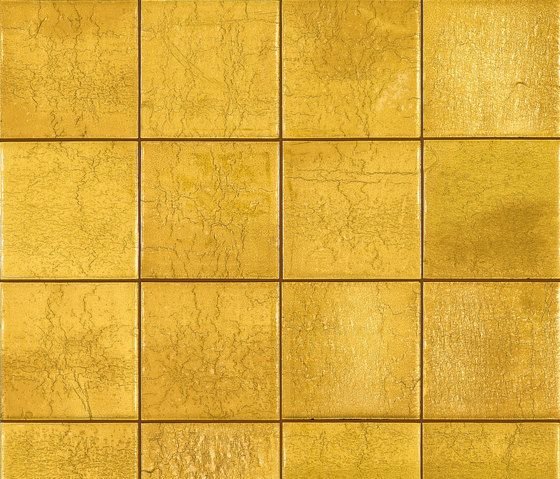 Золотая плитка