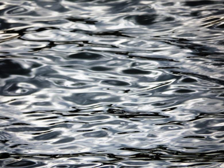 Гладь воды