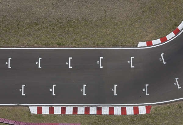 Асфальт с разметкой