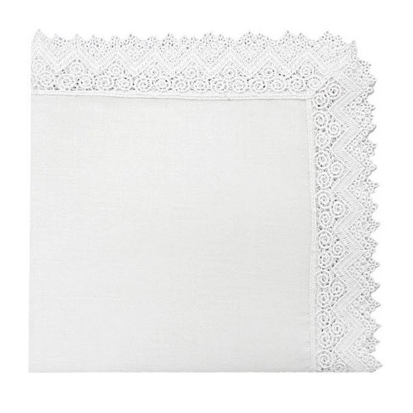 Скатерть с кружевом