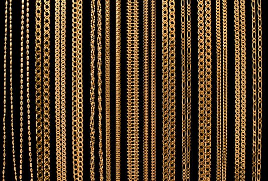 Куча золотых цепей