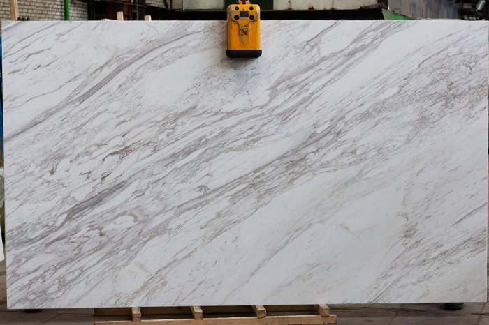 Мрамор Volakas Extra