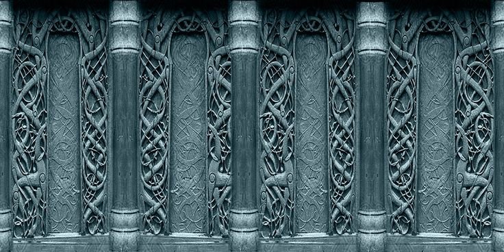 Колонны в готическом стиле