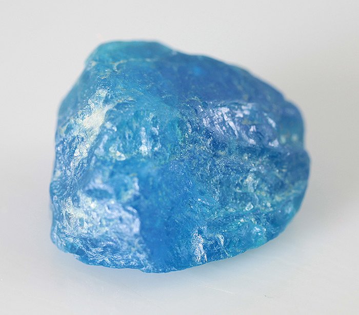 Апатит голубой минерал