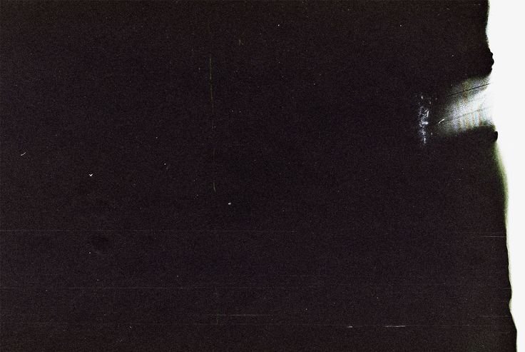 Скан пленочного зерна Ilford Delta 400pr