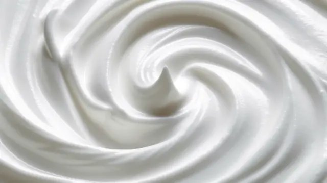 Сметана без фона