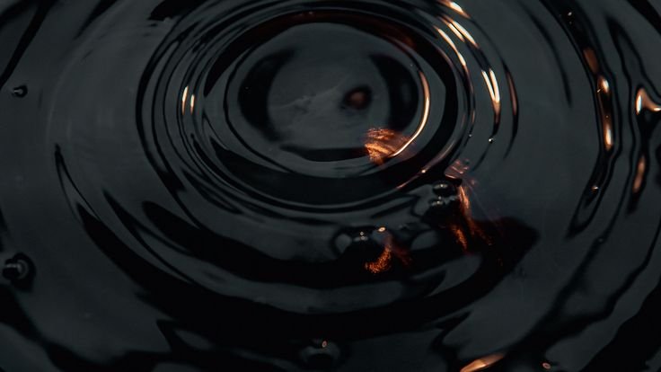 Разводы на воде