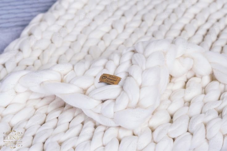 Вязаные пледы из шерсти мериноса