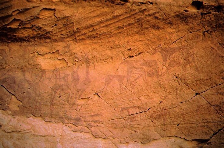 Стена пещеры