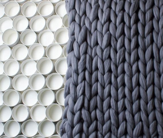 Вязаный плед крупной вязки