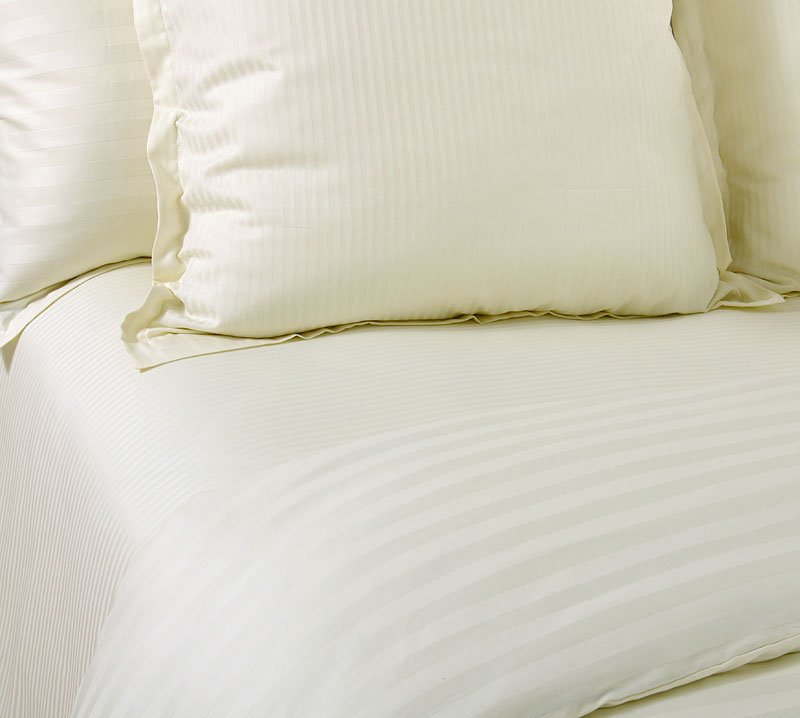 КПБ страйп сатин бежевый 1,5 50х70