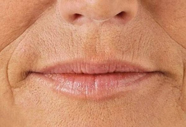 Текстура мужских губ