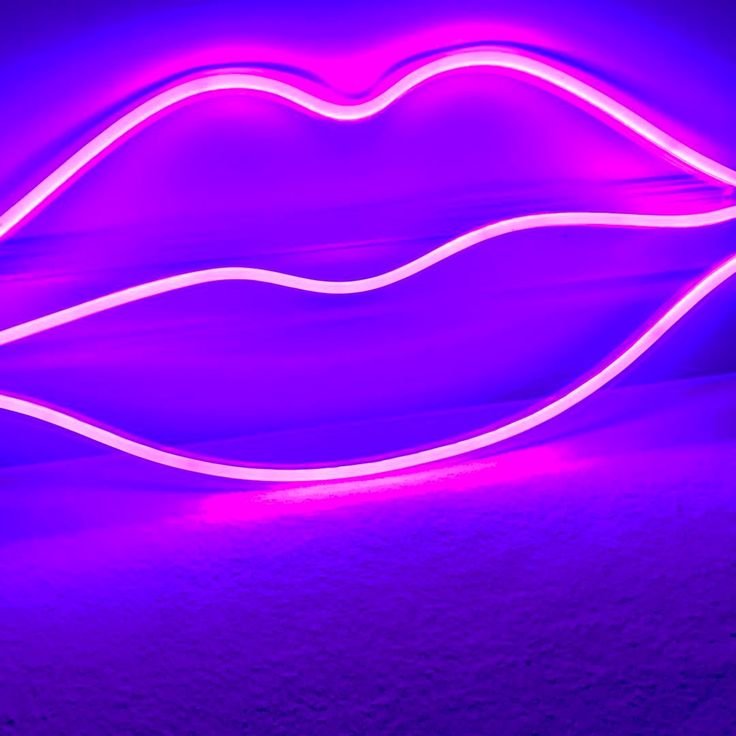 Фиолетовый неон