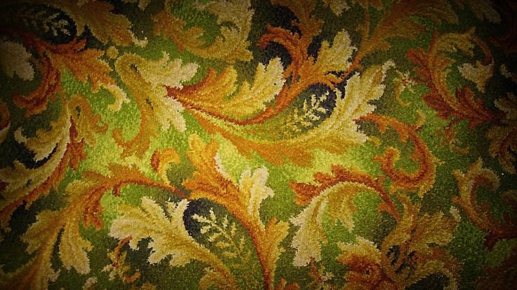 Ковер с растительным орнаментом