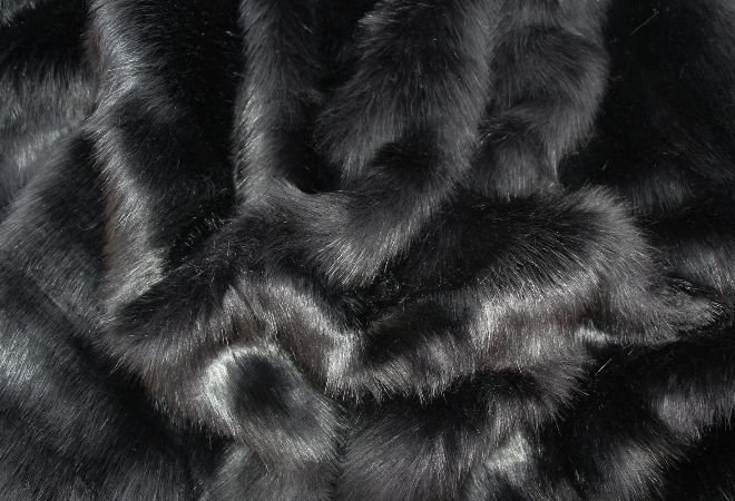 Черный мех