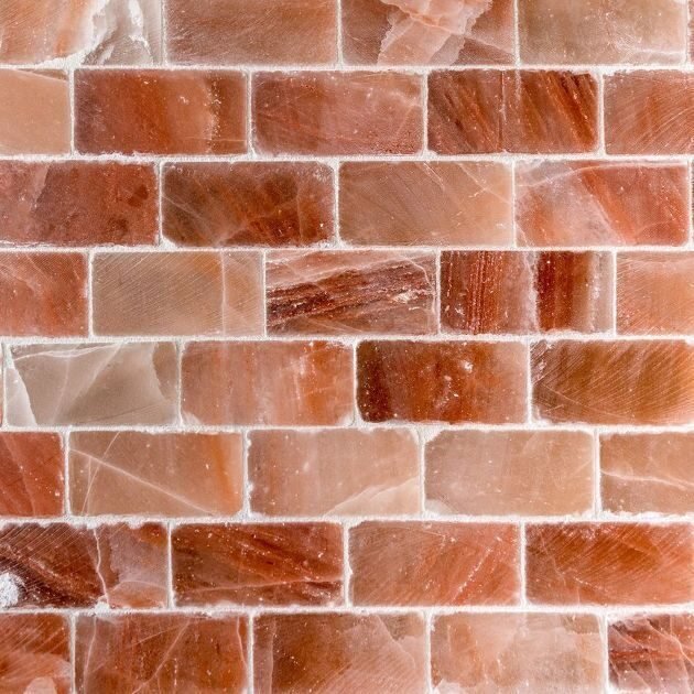 Стена соль гемалайскаякирпичи