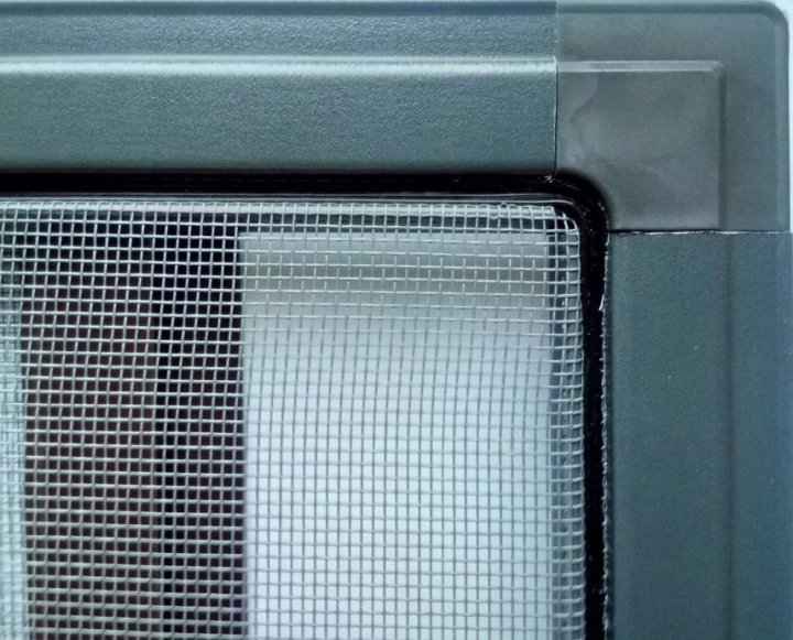 Москитная сетка RAL 7016