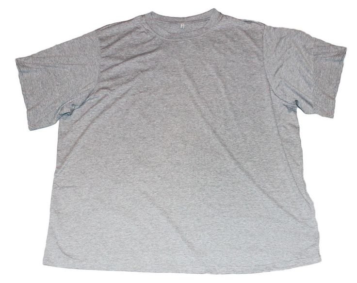 Серая футболка