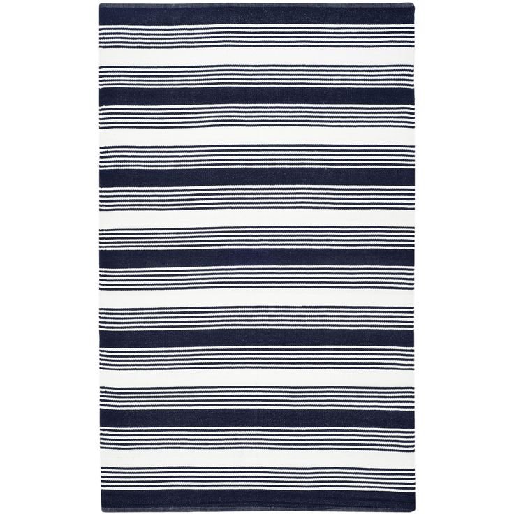 Ковер черный с полосками