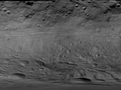 Поверхность астероида