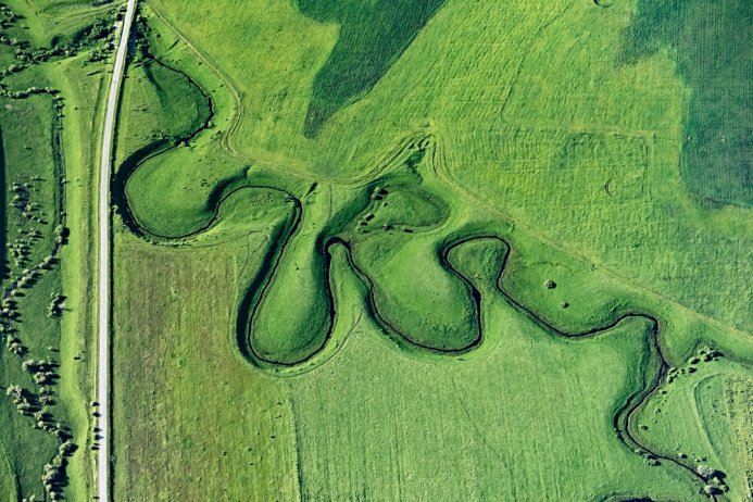 Извилистая река вид сверху
