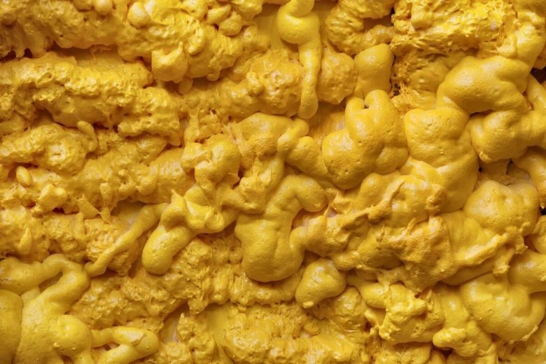 Пена желтая строительная