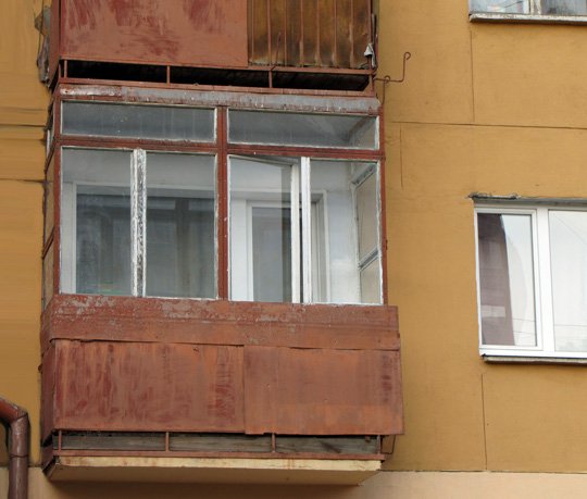 Старый балкон