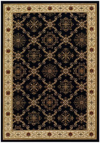 Ковер в готическом стиле