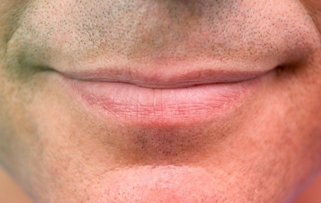 Цвет мужских губ
