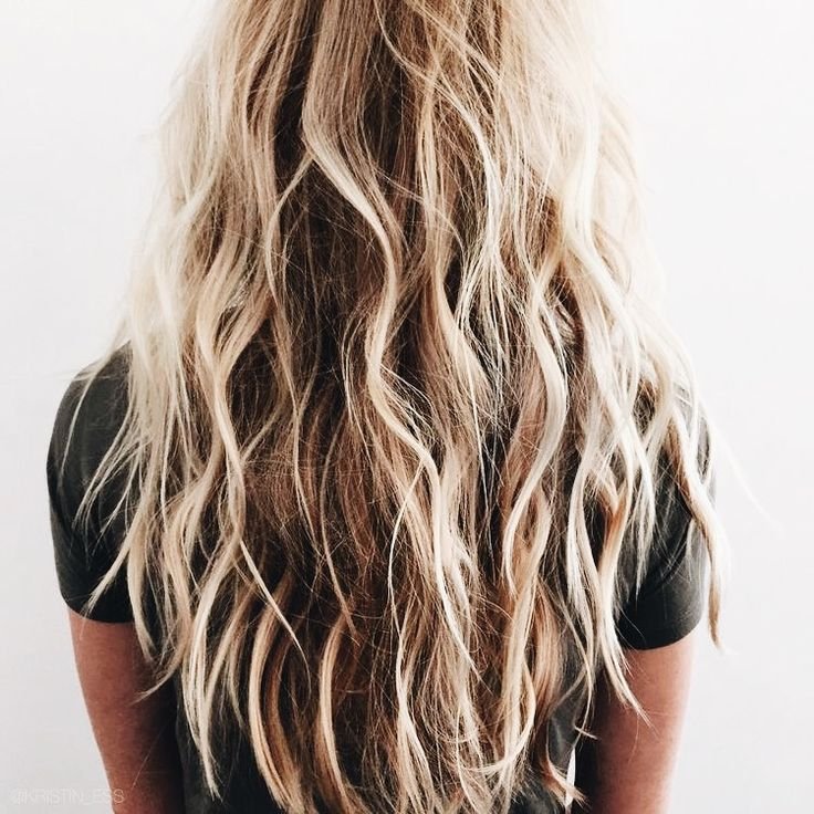 Прическа Beach Waves