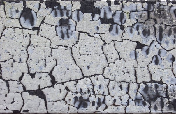 Потрескавшаяся краска