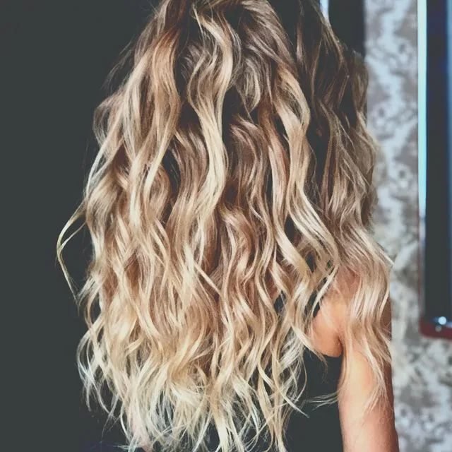 Пляжные Локоны на каре