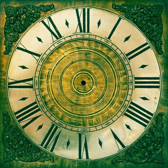 Старинный циферблат