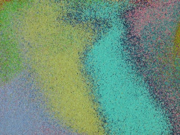 Кварцевый песок разноцветный