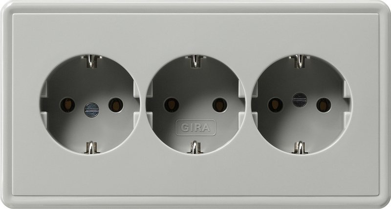 As523 Schuko-розетка тройная