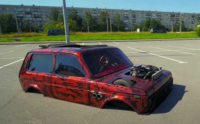 Самая низкая Нива Илинг шоу