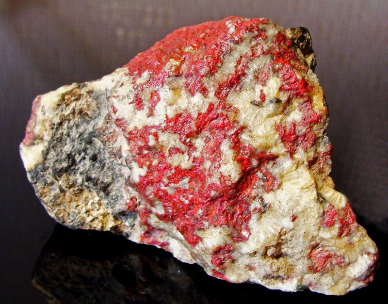 Ртутная руда киноварь