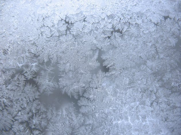 Замерзшее стекло