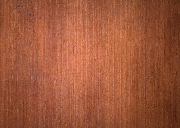 Светло коричневое дерево